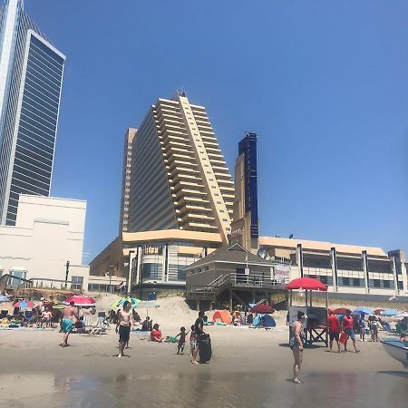 Astonishing Ocean Front Condo Cozysuites At Showboat Atlantic City Luaran gambar