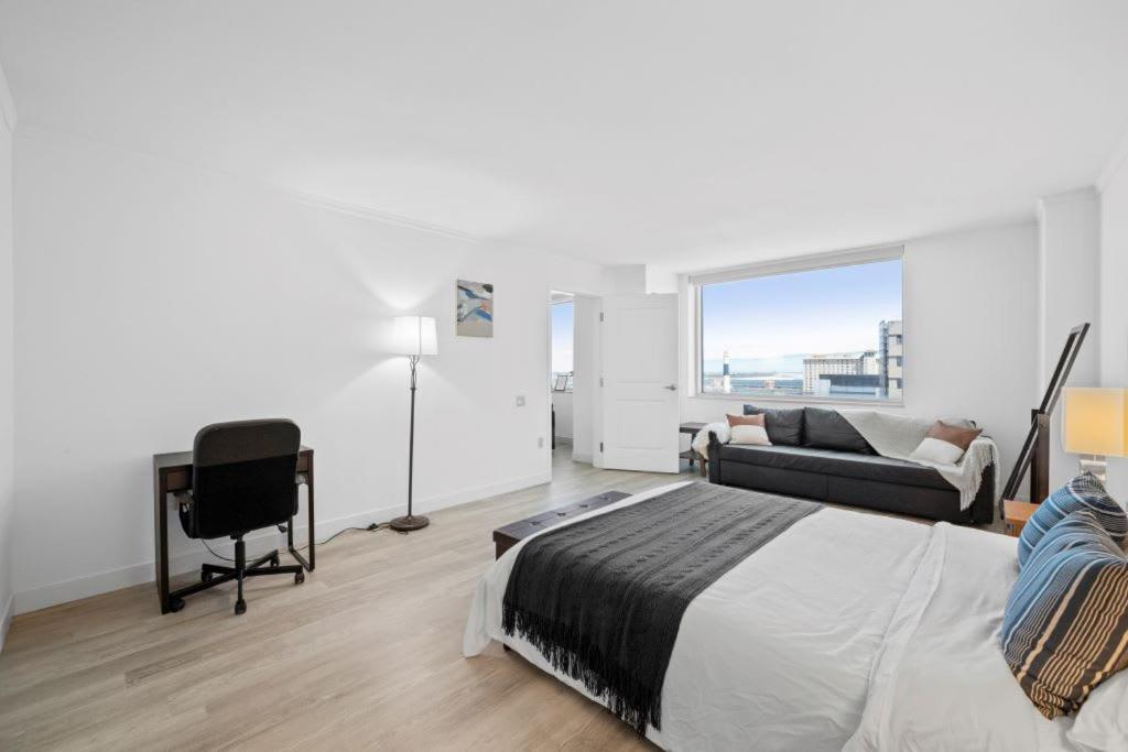 Astonishing Ocean Front Condo Cozysuites At Showboat Atlantic City Luaran gambar