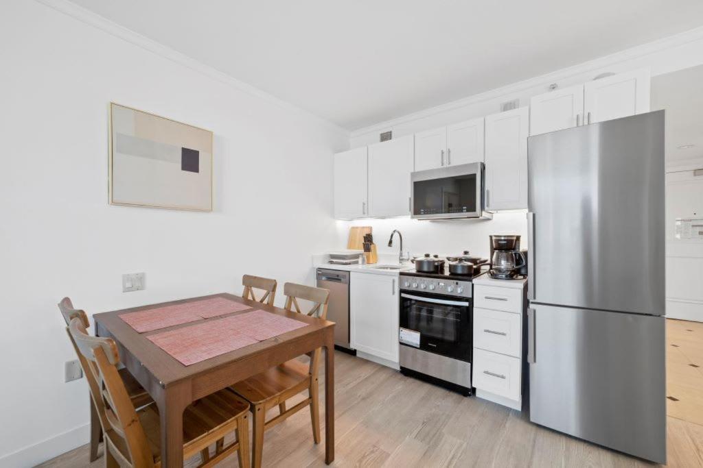 Astonishing Ocean Front Condo Cozysuites At Showboat Atlantic City Luaran gambar