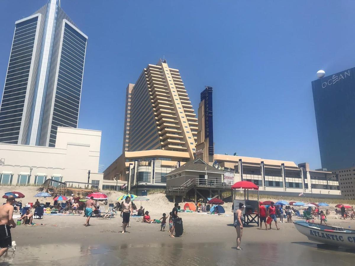 Astonishing Ocean Front Condo Cozysuites At Showboat Atlantic City Luaran gambar